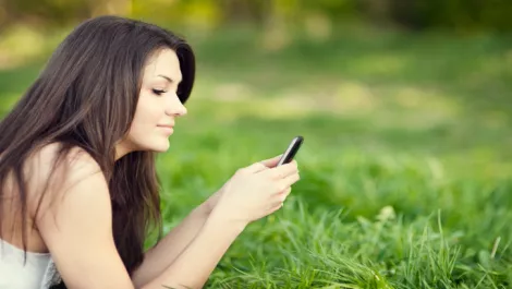 Younger NZ mobile users more likely to switch